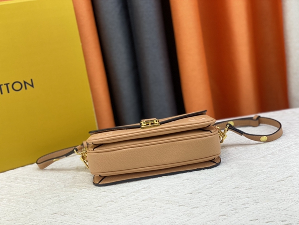 ルイヴィトンバッグ細部ディテール